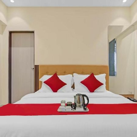 Hotel Sunrise Juhu Βομβάη Εξωτερικό φωτογραφία