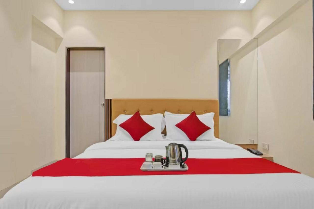 Hotel Sunrise Juhu Βομβάη Εξωτερικό φωτογραφία