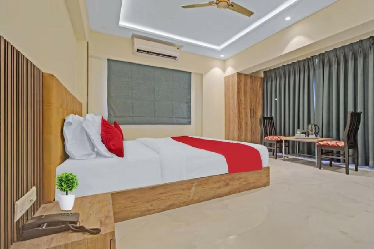 Hotel Sunrise Juhu Βομβάη Εξωτερικό φωτογραφία